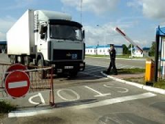 На территории России заблокировано около двухсот украинских фур